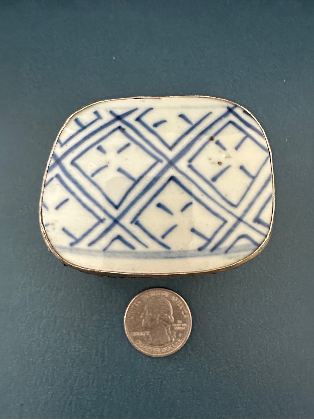 RARE Vintage Chinese Porcelain Vase Trinket Box